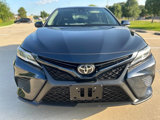 Used 2018 Toyota Camry SE image 3