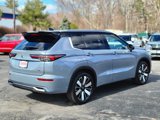 New 2025 Mitsubishi Outlander SEL image 5