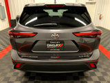 Used 2021 Toyota Highlander XLE image 3