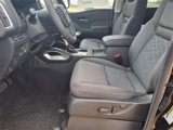 New 2025 Nissan Frontier SV w/ SV Convenience Package image 4