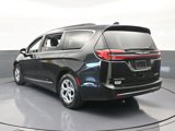 Used 2023 Chrysler Pacifica Limited image 4