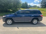 Used 2011 Toyota Highlander 2WD image 2