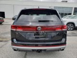 New 2025 Volkswagen Atlas Peak Edition SE image 5