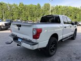 Used 2019 Nissan Titan SV w/ SV Convenience Package image 5