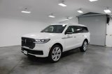 New 2025 Lincoln Navigator Reserve image 4