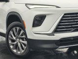 New 2025 Buick Enclave Preferred image 2
