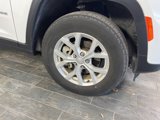 Used 2023 Jeep Grand Cherokee Limited image 4