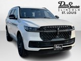 New 2025 Lincoln Navigator Reserve image 3