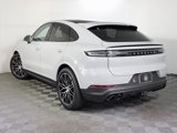 Used 2025 Porsche Cayenne Coupe image 3