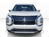New 2025 Mitsubishi Outlander SE image 2