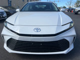 Used 2025 Toyota Camry LE image 3