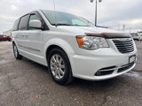 Used 2016 Chrysler Town & Country Touring image 2