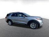 Used 2024 Ford Explorer XLT w/ Equipment Group 202A image 2