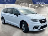 New 2025 Chrysler Pacifica Select image 4