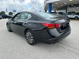 Used 2023 Nissan Altima 2.5 SV image 3