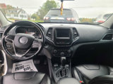Used 2019 Jeep Cherokee Latitude Plus w/ Cold Weather Group image 5