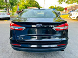 Used 2020 Ford Fusion SE image 5
