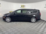 New 2025 Chrysler Voyager LX image 5