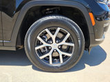Used 2024 Jeep Grand Cherokee L Limited w/ Luxury Tech Group II image 5