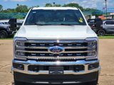 New 2025 Ford F350 4x4 Crew Cab DRW Super Duty image 2