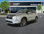 New 2025 Mitsubishi Outlander SE image 3