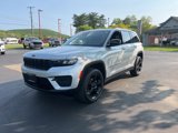 Certified 2023 Jeep Grand Cherokee Altitude image 3