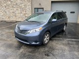 Used 2015 Toyota Sienna LE image 3