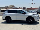 Used 2023 Mitsubishi Outlander SE Black Edition image 5