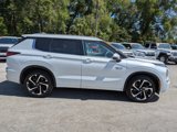 New 2025 Mitsubishi Outlander SEL image 3