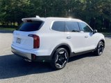 New 2025 Kia Telluride S image 3