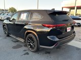 Certified 2024 Toyota Highlander XLE image 3
