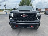 Used 2025 Chevrolet Silverado 2500 ZR2 w/ Technology Package image 2
