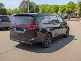 New 2025 Chrysler Pacifica Limited image 5