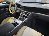Used 2025 Bentley Flying Spur Plug-In Hybrid image 2
