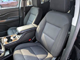 Used 2021 GMC Acadia SLE w/ Driver Convenience Package image 6