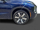 New 2025 Mitsubishi Outlander SEL image 2