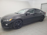 Used 2022 Nissan Altima 2.5 SR image 2