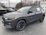 Used 2023 Jeep Cherokee Altitude Lux image 2