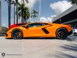 Used 2025 Lamborghini Revuelto image 3