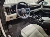 Used 2025 Porsche Cayenne image 4