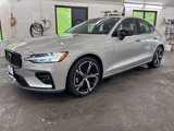 Used 2024 Volvo S60 B5 Plus image 3