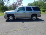 Used 2002 GMC Yukon Denali image 2