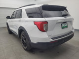 Used 2020 Ford Explorer XLT image 5