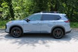 Used 2025 Nissan Rogue SV image 2