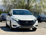 Used 2024 Nissan Versa SR image 4