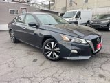 Used 2021 Nissan Altima 2.5 SV image 2