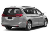 Used 2023 Chrysler Pacifica Limited image 3