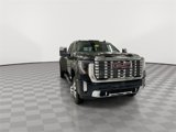 New 2025 GMC Sierra 3500 Denali w/ Denali Reserve Package image 3