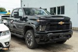 Used 2024 Chevrolet Silverado 2500 Custom w/ Custom Value Package image 3
