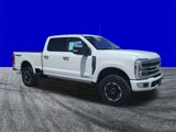 New 2025 Ford F350 4x4 Crew Cab Super Duty image 2